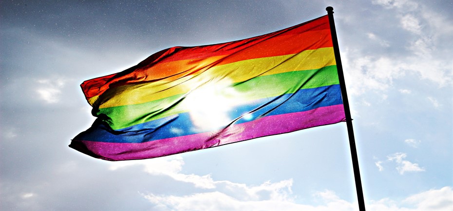 pride flag-1494846_1920_930x435